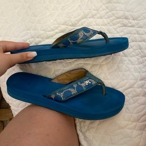 Coach flip flops